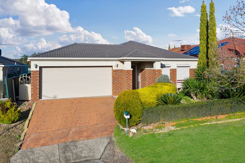 5 Flemming Avenue, Burnside VIC 3023