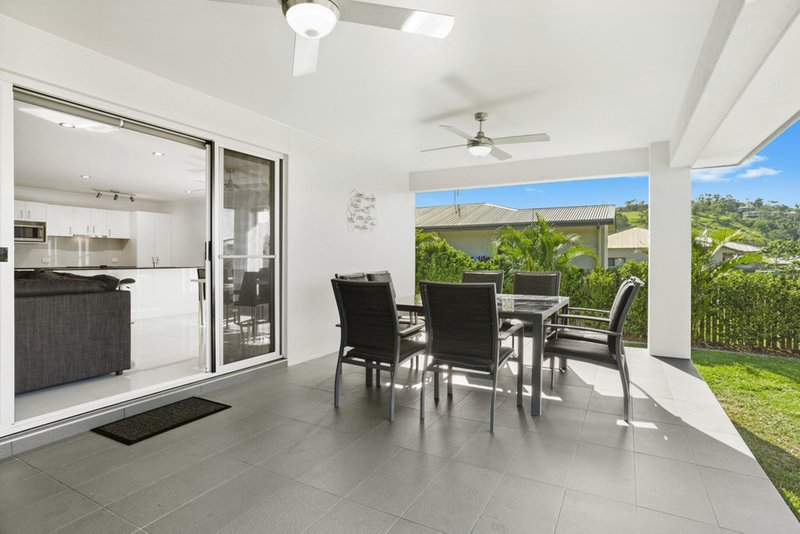 Photo - 5 Flinders Court, Cannonvale QLD 4802 - Image 12