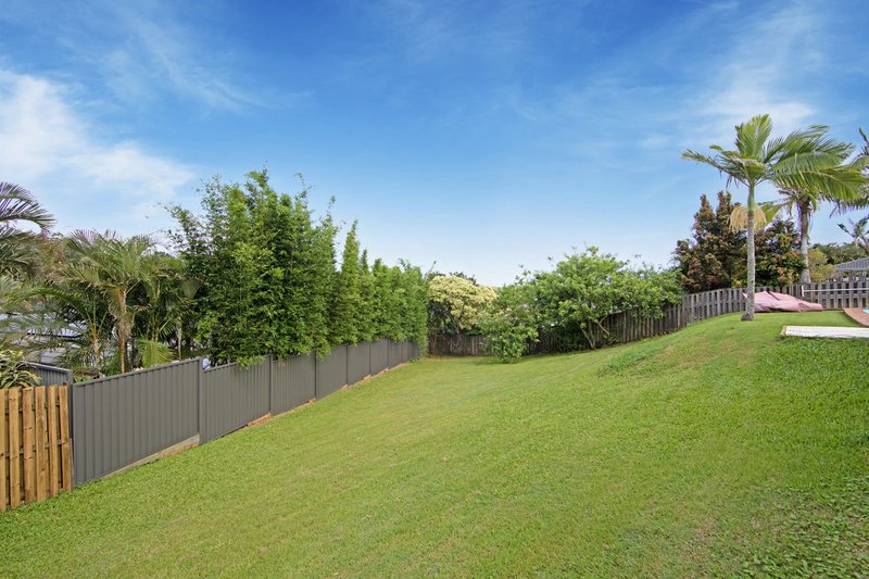 Photo - 5 Flint Court, Pacific Pines QLD 4211 - Image 6