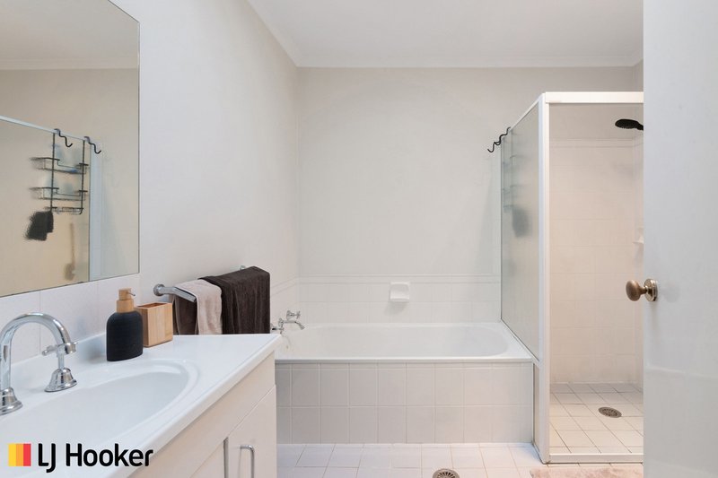 Photo - 5 Flora Place, Palmerston ACT 2913 - Image 6