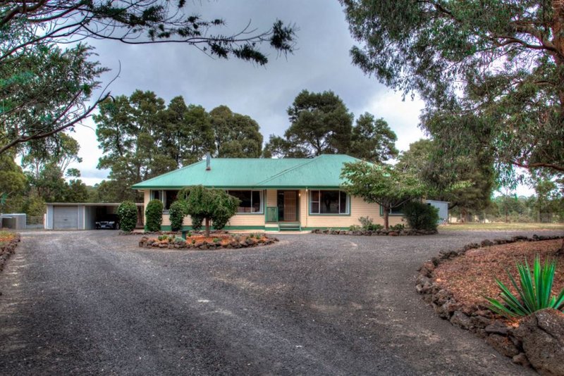 5 Forest Court, Enfield VIC 3352