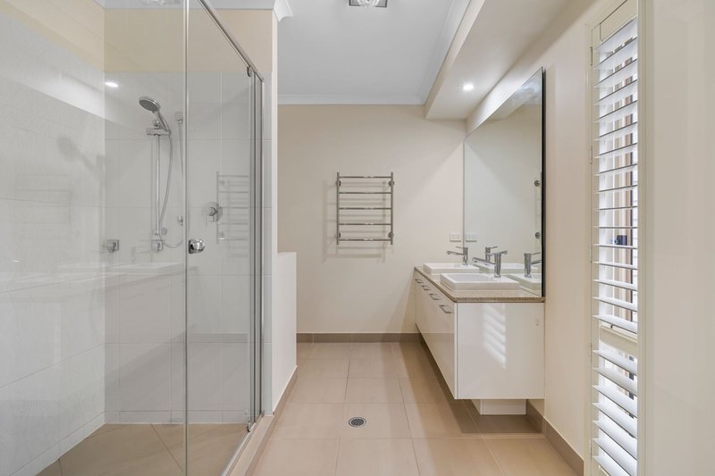 Photo - 5 Forest Oak Court, Chuwar QLD 4306 - Image 6