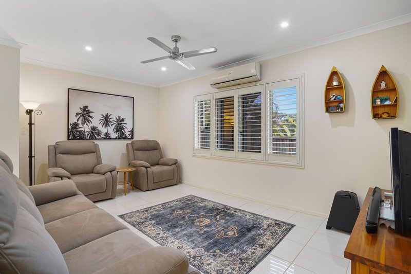 Photo - 5 Forest Oak Court, Chuwar QLD 4306 - Image 7