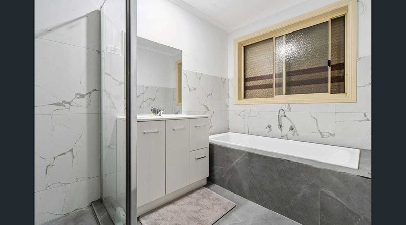 Photo - 5 Forest Oak Court, Cranbourne VIC 3977 - Image 7