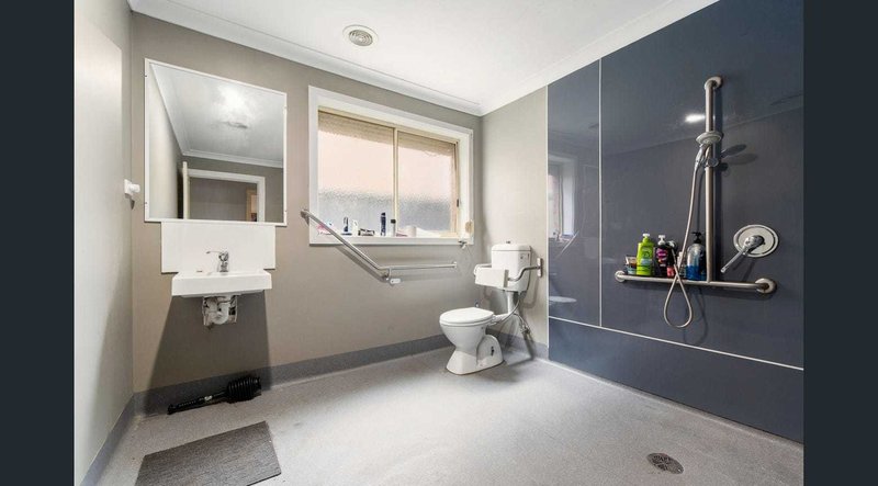 Photo - 5 Forest Oak Court, Cranbourne VIC 3977 - Image 8