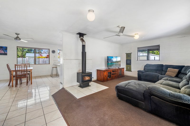 Photo - 5 Forestdale Road, Landsborough QLD 4550 - Image 11