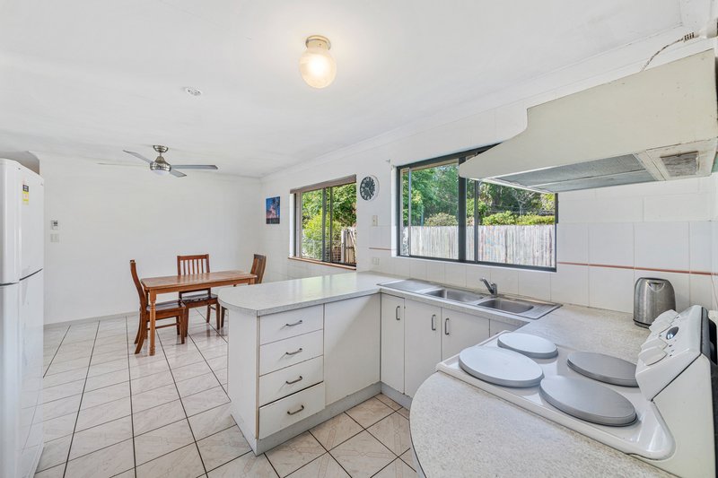 Photo - 5 Forestdale Road, Landsborough QLD 4550 - Image 13