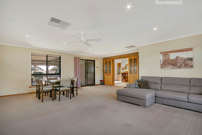 Photo - 5 Forgie Court, Gawler East SA 5118 - Image 6