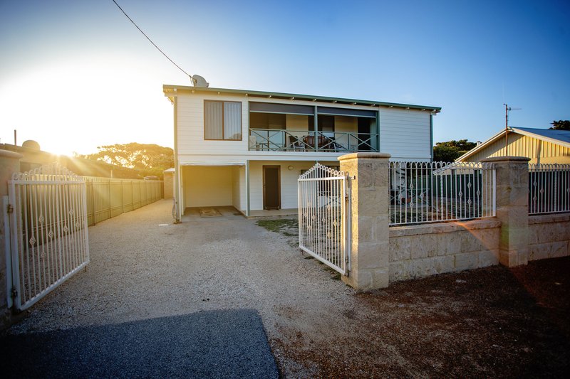 Photo - 5 Forrest Way, Hopetoun WA 6348 - Image 2