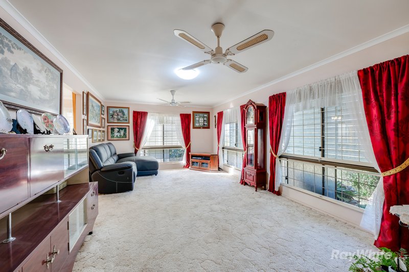 Photo - 5 Forsyth Street, Gin Gin QLD 4671 - Image 10