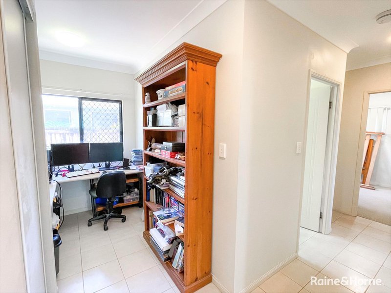 Photo - 5 Fossilbrook Bend, Trinity Park QLD 4879 - Image 5