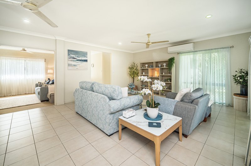 Photo - 5 Fossilbrook Bend, Trinity Park QLD 4879 - Image 3