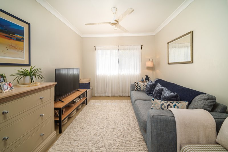 Photo - 5 Fossilbrook Bend, Trinity Park QLD 4879 - Image 12