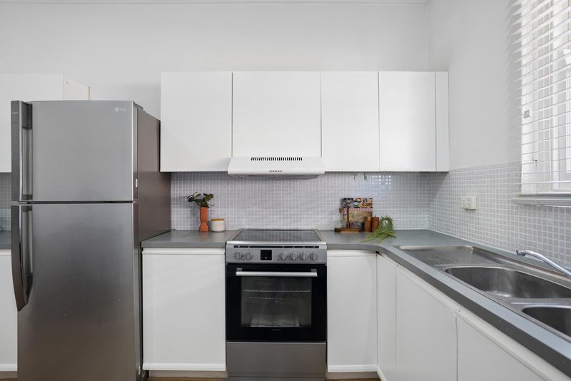 Photo - 5 Fourth Avenue, Seaton SA 5023 - Image 6