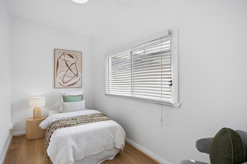 Photo - 5 Fourth Avenue, Seaton SA 5023 - Image 11