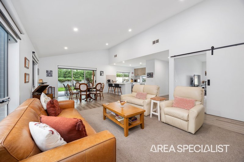 Photo - 5 Fox Grove, Korumburra VIC 3950 - Image 3