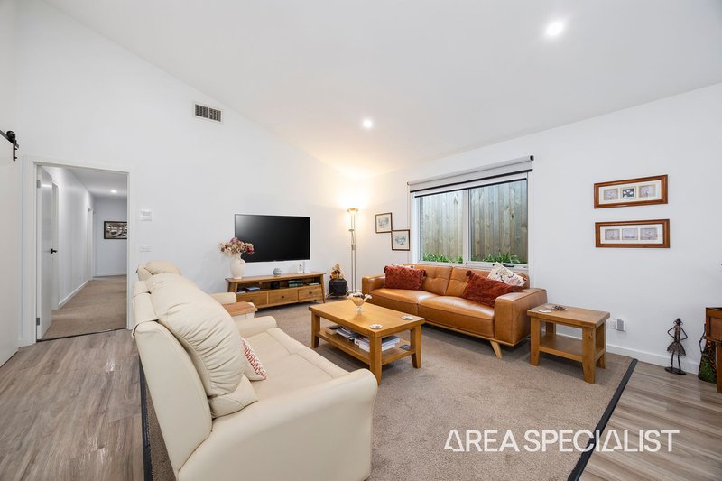Photo - 5 Fox Grove, Korumburra VIC 3950 - Image 4