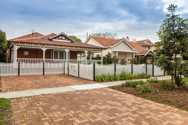 Photo - 5 Frances Street, Mount Lawley WA 6050 - Image 2