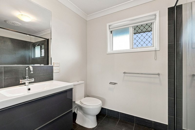 Photo - 5 Francesca Close, Carseldine QLD 4034 - Image 6