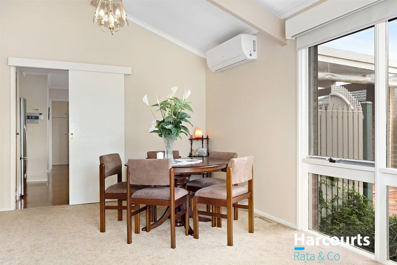 Photo - 5 Franklin Road, Lalor VIC 3075 - Image 4