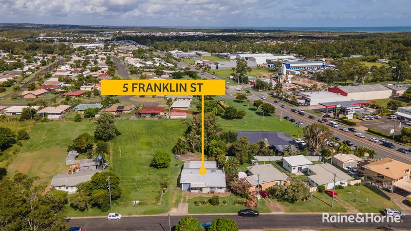 Photo - 5 Franklin Street, Urraween QLD 4655 - Image 15