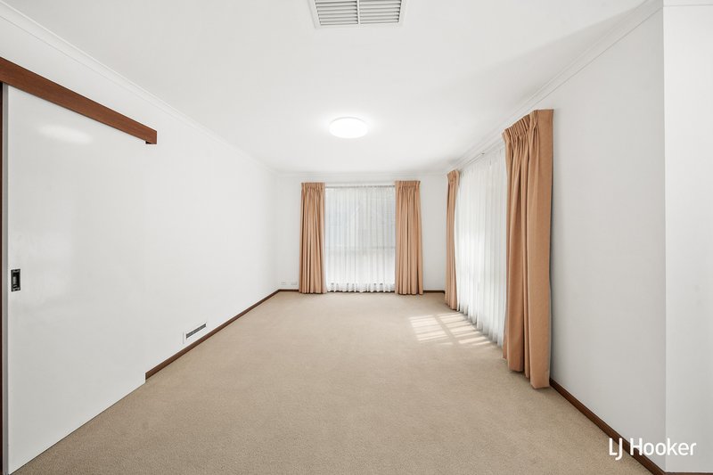 Photo - 5 Frater Crescent, Lyneham ACT 2602 - Image 6