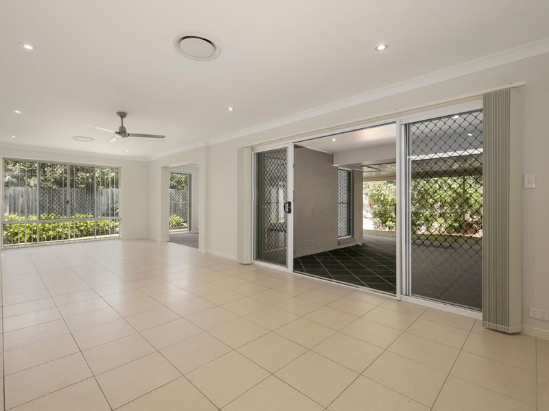 Photo - 5 Frederick Street, Moggill QLD 4070 - Image 3