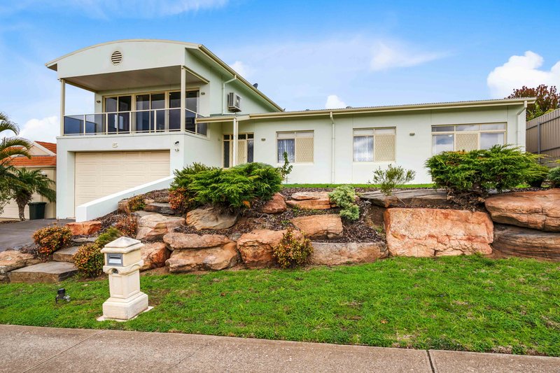 Photo - 5 Freebairn Drive, Hallett Cove SA 5158 - Image 3