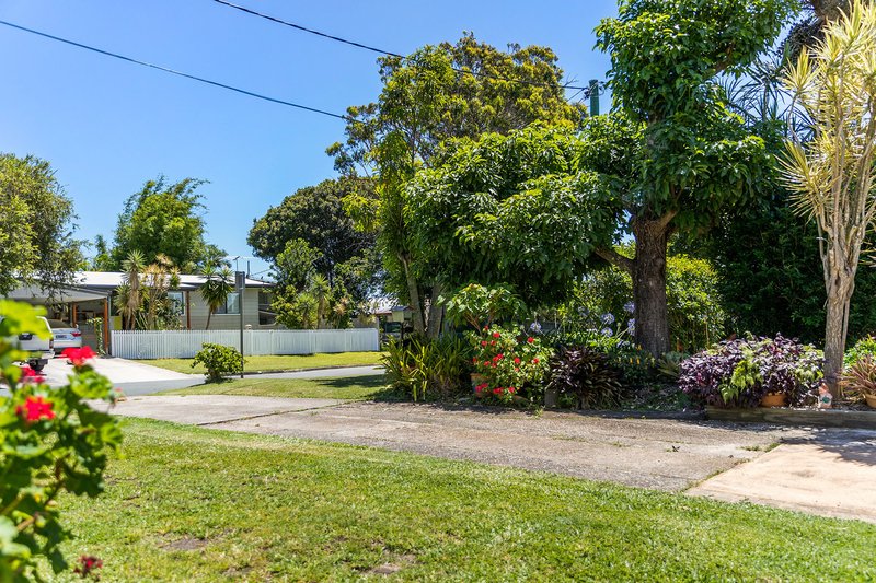 Photo - 5 Freeman Street, Redcliffe QLD 4020 - Image 5