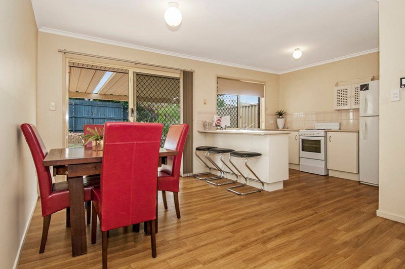 Photo - 5 French Street, Eagleby QLD 4207 - Image 5