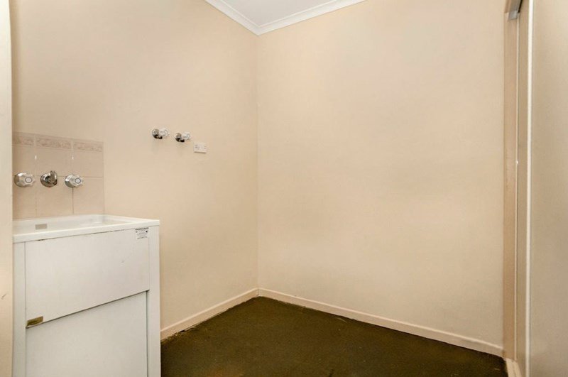 Photo - 5 French Street, Eagleby QLD 4207 - Image 13