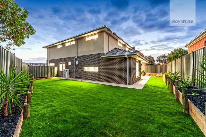 Photo - 5 Freshwater Drive, Craigieburn VIC 3064 - Image 23