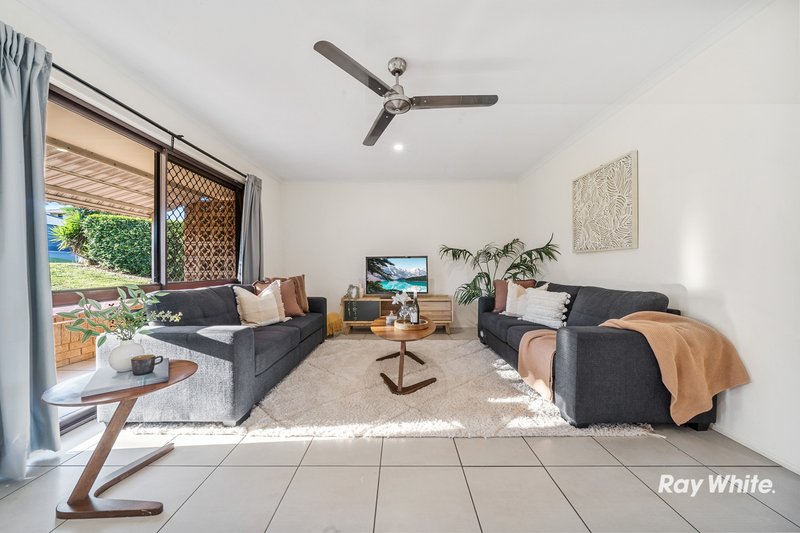 Photo - 5 Frobisher Street, Springwood QLD 4127 - Image 8