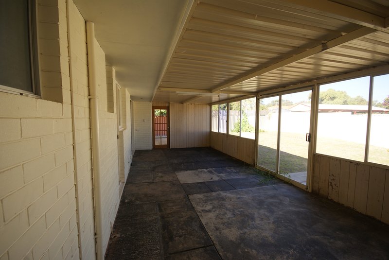 Photo - 5 Frome Way, Cooloongup WA 6168 - Image 16