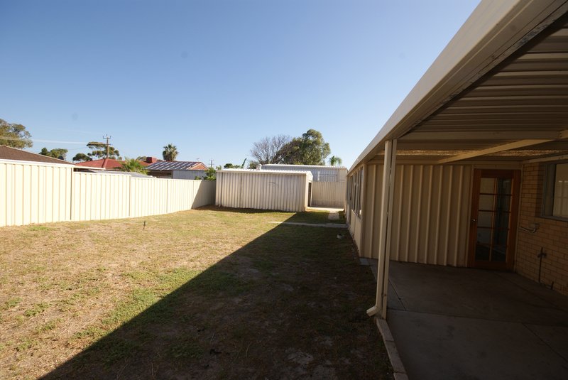 Photo - 5 Frome Way, Cooloongup WA 6168 - Image 19