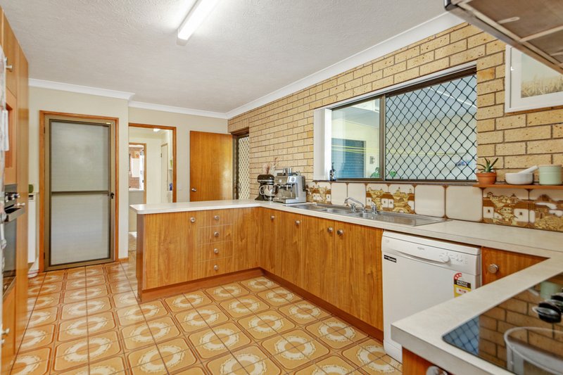 Photo - 5 Fryer Avenue, Frenchville QLD 4701 - Image 7