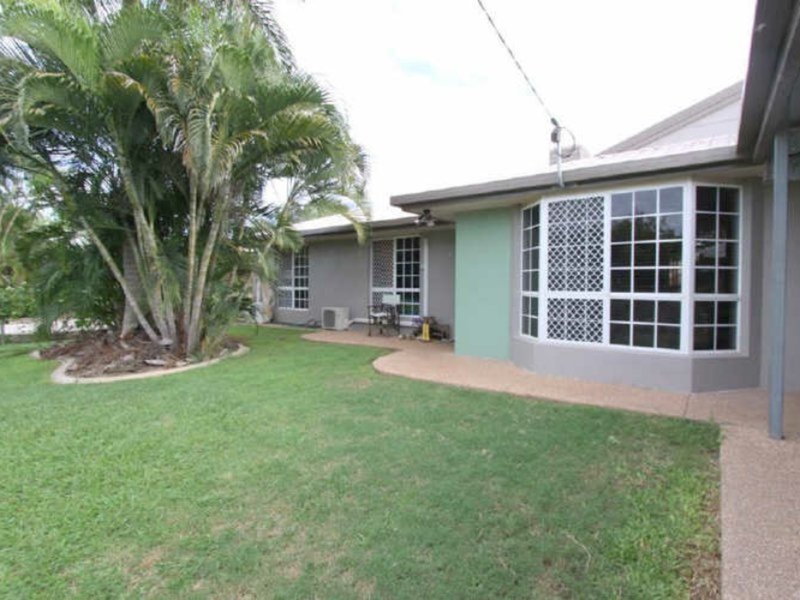 Photo - 5 Fysh Street, Emerald QLD 4720 - Image 15