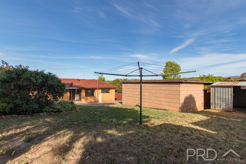 Photo - 5 Gadara Place, Tumut NSW 2720 - Image 13