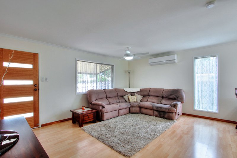 Photo - 5 Galahad Street, Marsden QLD 4132 - Image 5