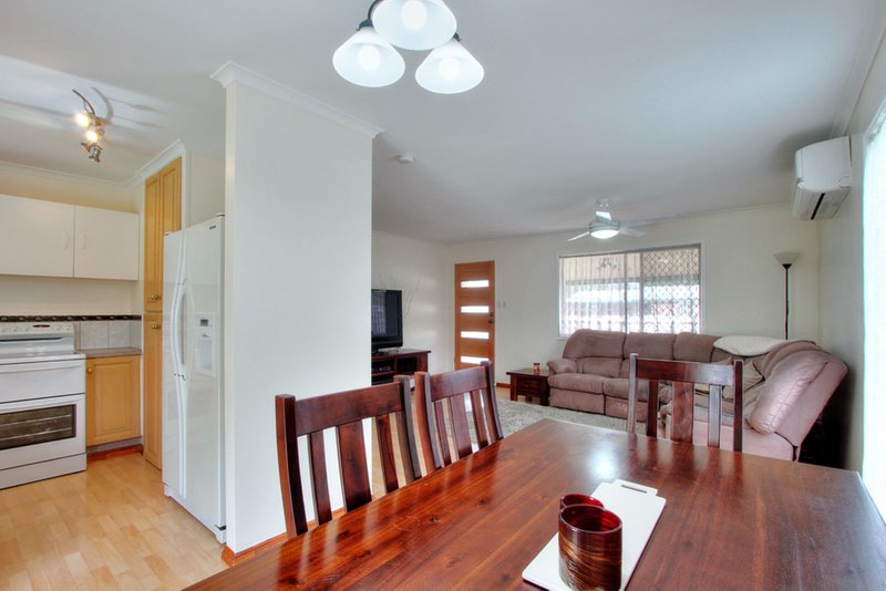 Photo - 5 Galahad Street, Marsden QLD 4132 - Image 7