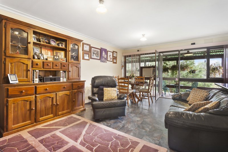 Photo - 5 Galli Court, Templestowe Lower VIC 3107 - Image 5