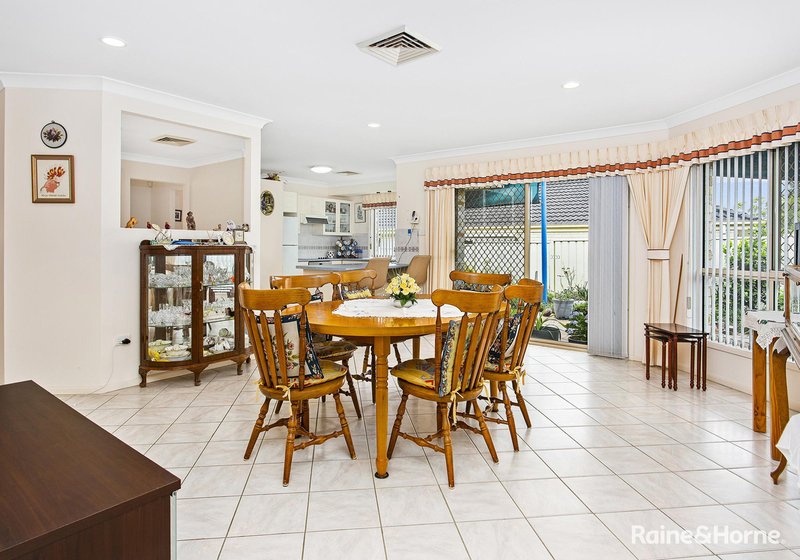 Photo - 5 Gardenia Crescent, Bomaderry NSW 2541 - Image 4