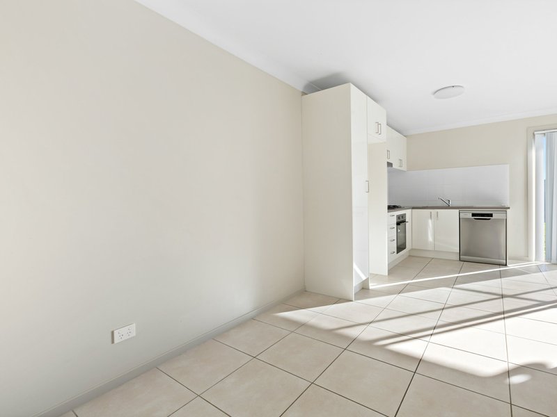 Photo - 5 Garland Road, Cessnock NSW 2325 - Image 11