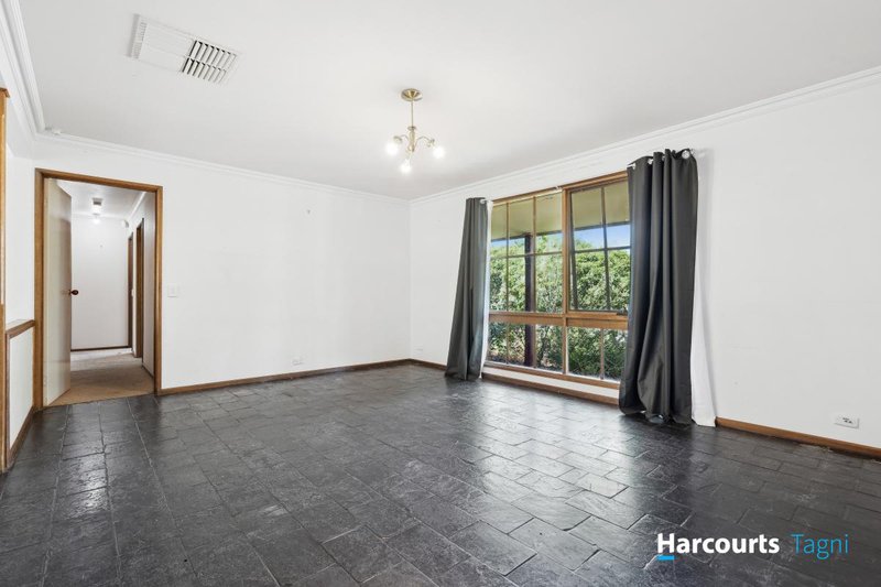 Photo - 5 Gateacre Brow, Onkaparinga Hills SA 5163 - Image 11