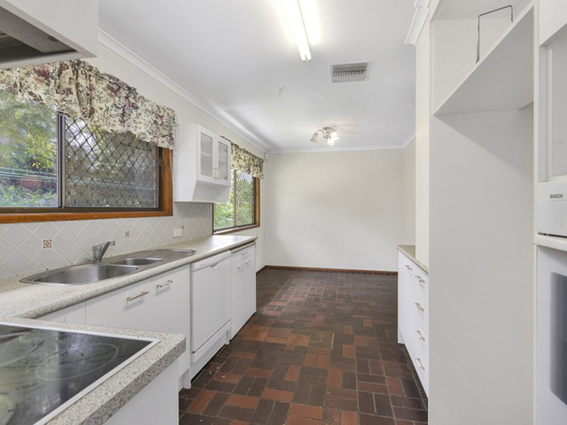 Photo - 5 Gazelle Street, Everton Hills QLD 4053 - Image 3