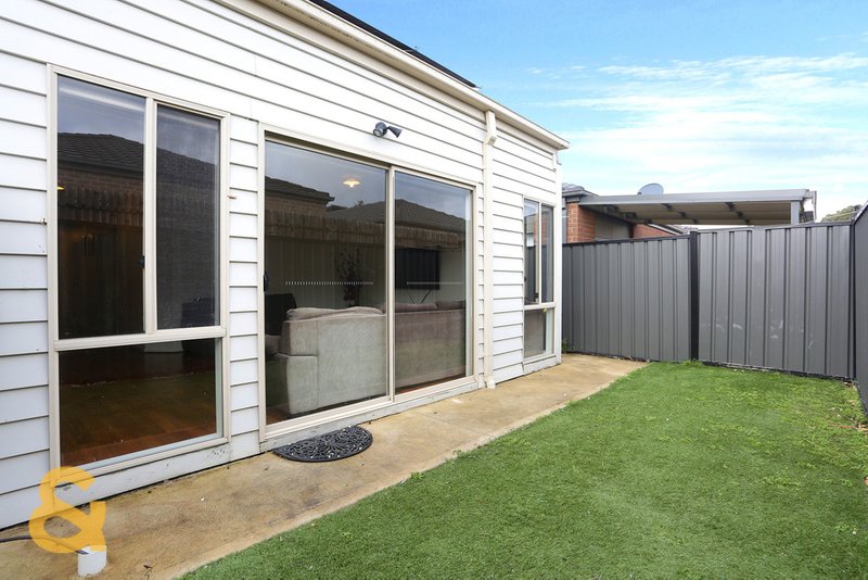 Photo - 5 Gerald Street, Craigieburn VIC 3064 - Image 10