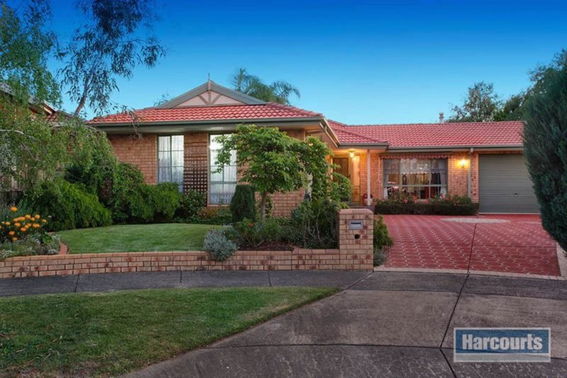 Photo - 5 Gilda Court, Rowville VIC 3178 - Image 3