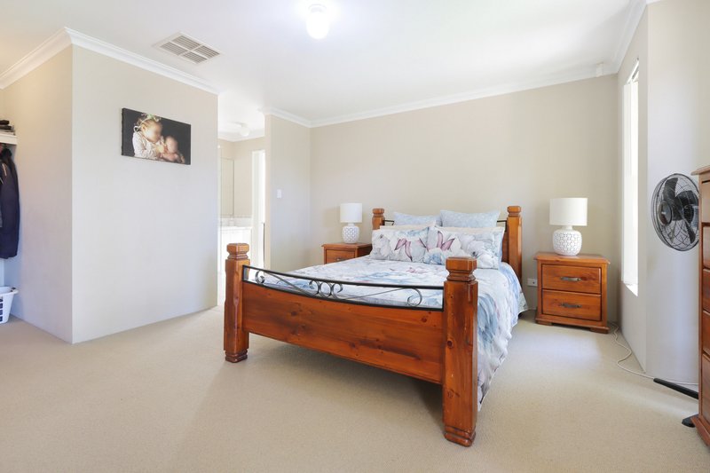 Photo - 5 Gill Place, Baldivis WA 6171 - Image 4