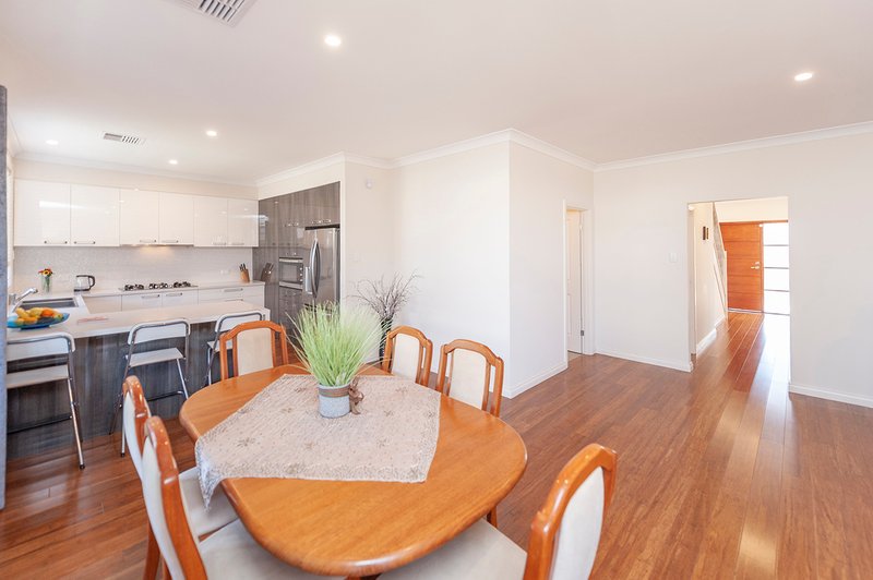 Photo - 5 Glanton Crescent, Windsor Gardens SA 5087 - Image 6