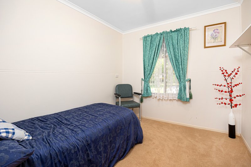 Photo - 5 Glassop Street, Temora NSW 2666 - Image 8